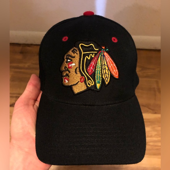 Chicago Blackhawks Hat - Picture 1 of 4